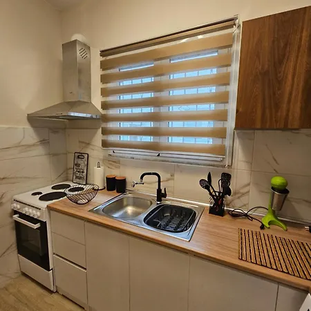 Lo Mas Bonito * فولوس